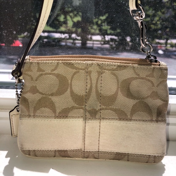 Authentic Coach Wristlet - Picture 2 of 4